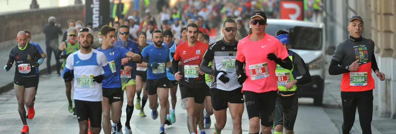 https://allmarathon.fr/images/marathons/maratona-di-pisa-italia.webp